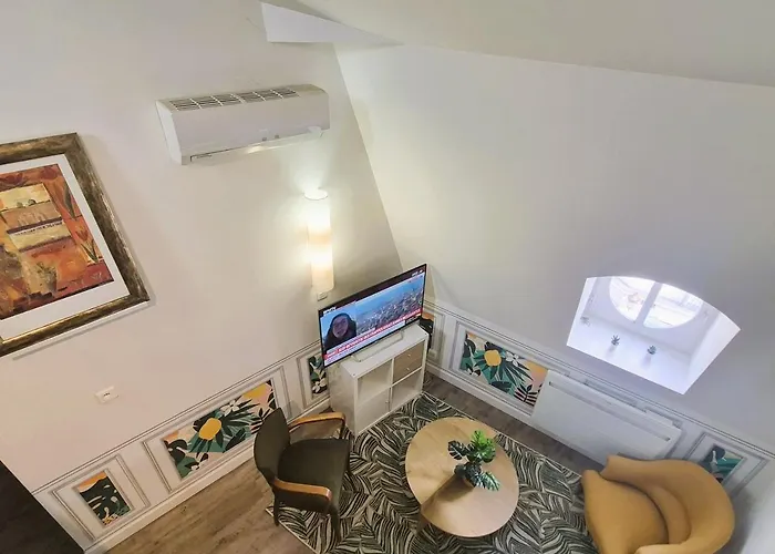 L'entracte, Theatre Et Cathedrale, Duplex Cosy 아파트 *